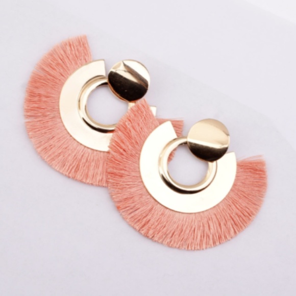 Fashion Jewelry Jewelry - *FREE W/BUNDLE* Gold Plated Pink Fringe Earrings